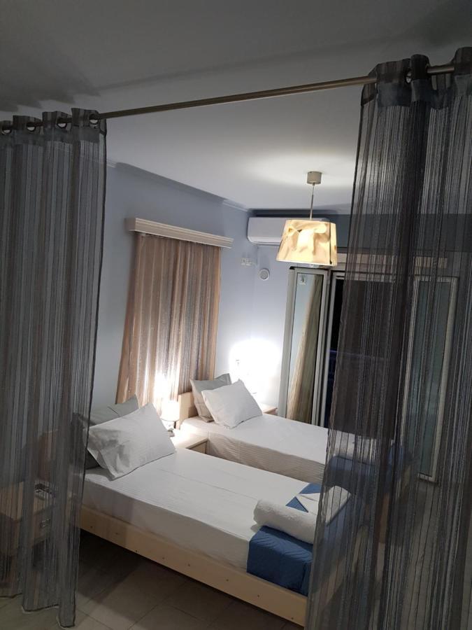 Mulberry House Hotel เอลาฟอนนิซอส ภายนอก รูปภาพ